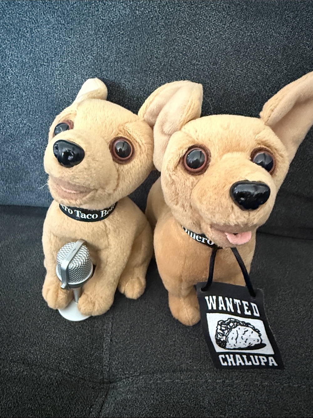 Set of 2 Taco Bell Chihuahuas 7” “Yo Quiero Taco Bell"